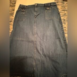 Denim Skirt with Pocket Details EUC